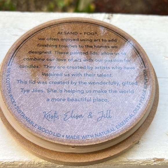 Ocean Mist Scented Candle - Picture 10 of 13